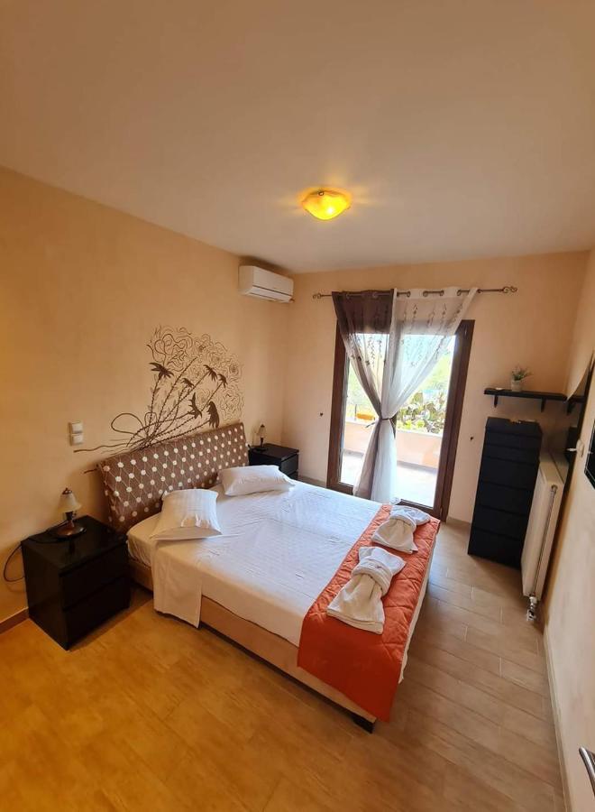 Loukia'S Studios And Apartments Paramonas  Екстер'єр фото