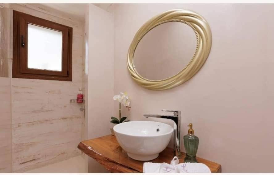 Loukia'S Studios And Apartments Paramonas  Екстер'єр фото